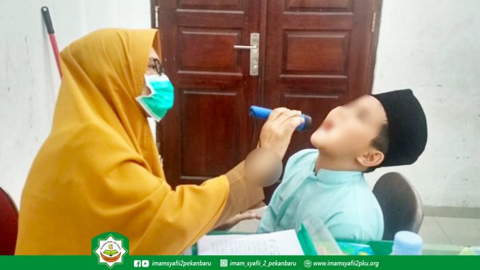 Periksa Gigi SD Imam Syafii